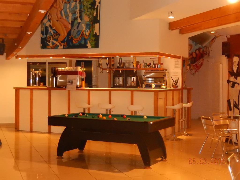 Hôtel Bellevue Séméac Eksteriør billede