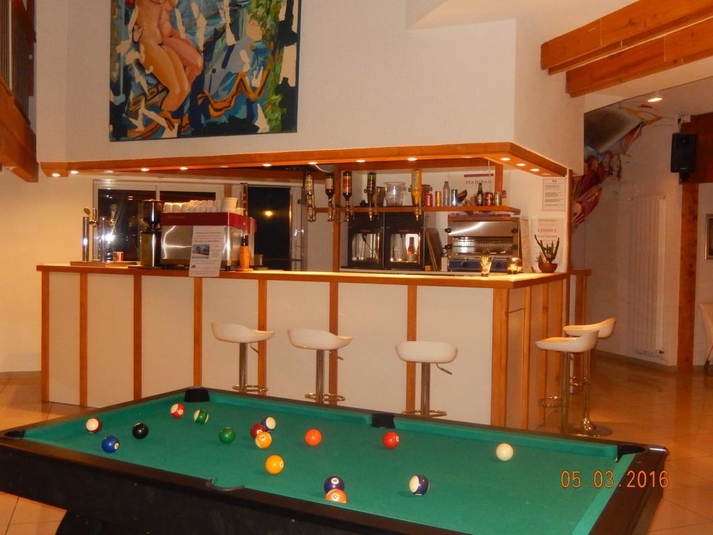 Hôtel Bellevue Séméac Eksteriør billede